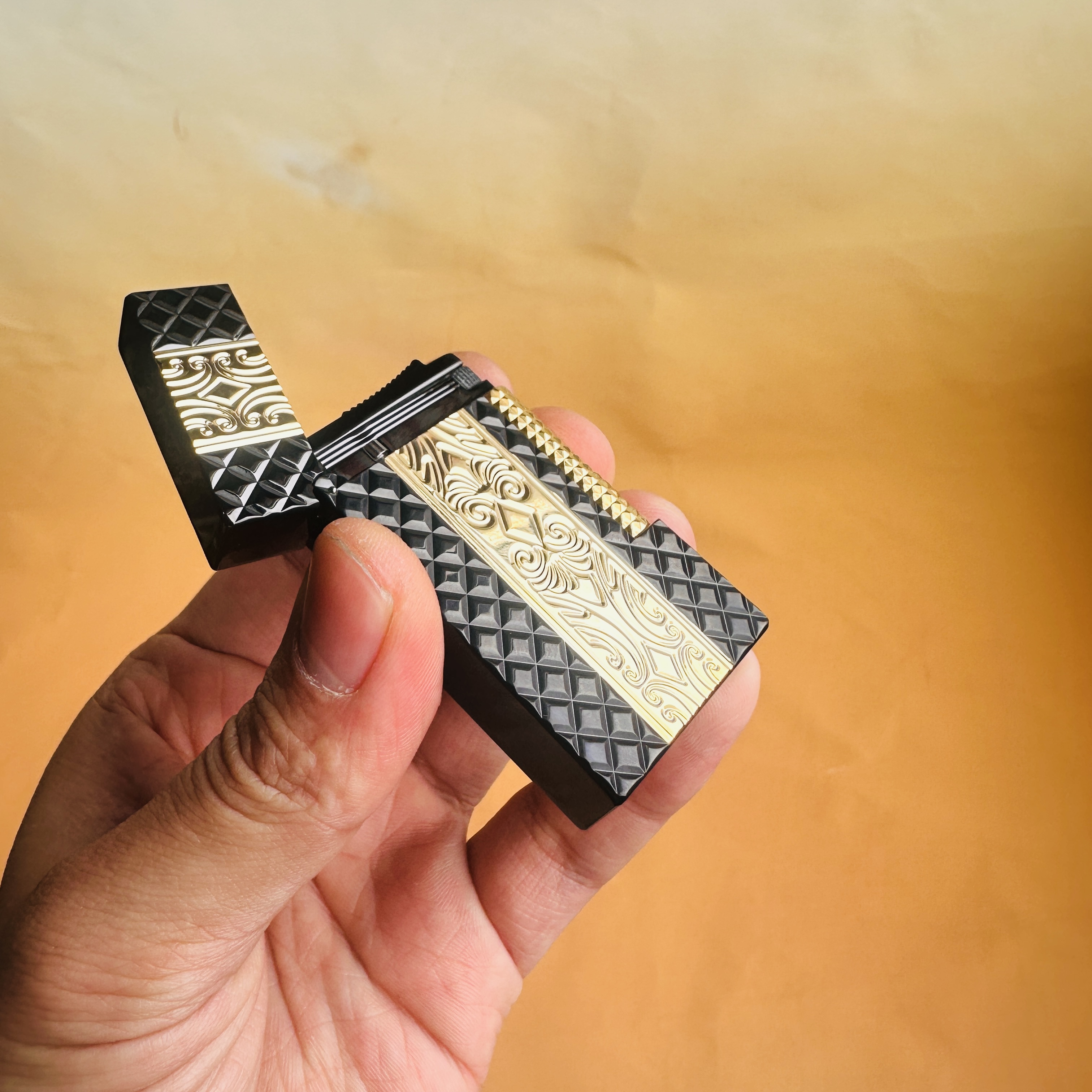 Luxury Brand Custom Lighter —  - огляд і ціна Men Accessories For Hand