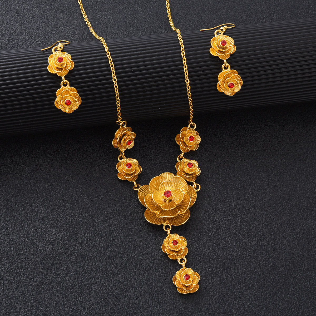 Fashion Golden Color Rose Jewe - огляд і ціна Men Accessories In Dubai