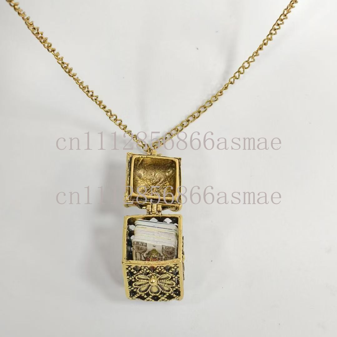 Vintage Alloy Tarot Card Penda - огляд і ціна Men'S Mens Accessories