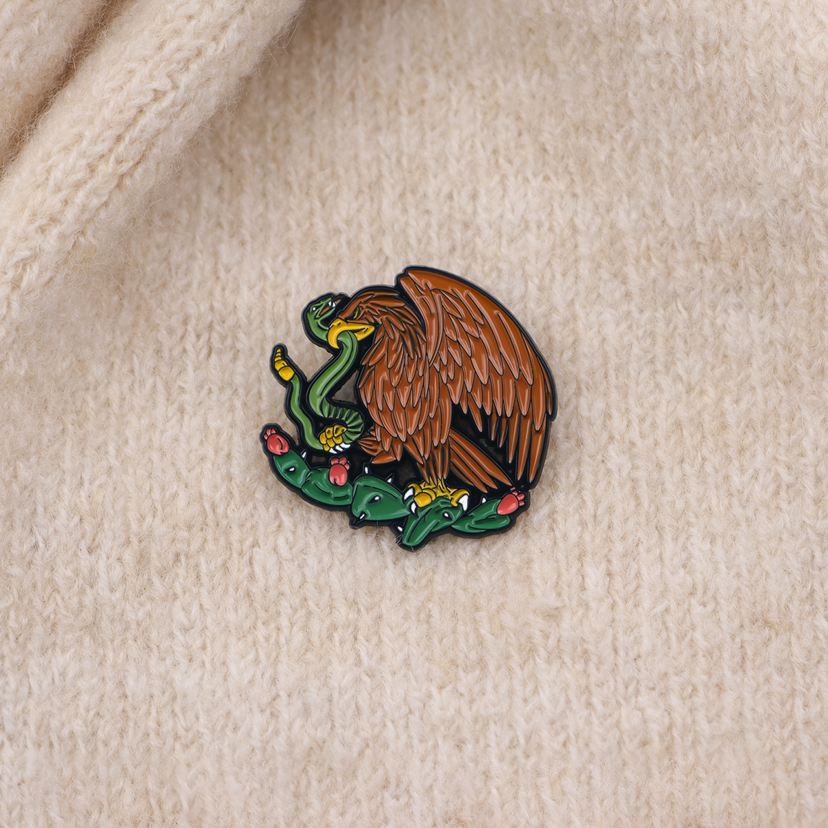 Mexican Eagle Enamel Pin Mexic - огляд і ціна Men Accessories Brooch