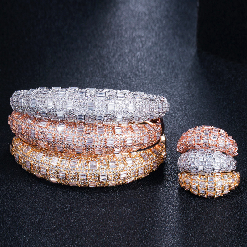 Pera Luxury Dubai Gold Color S - огляд і ціна Men Accessories In Dubai